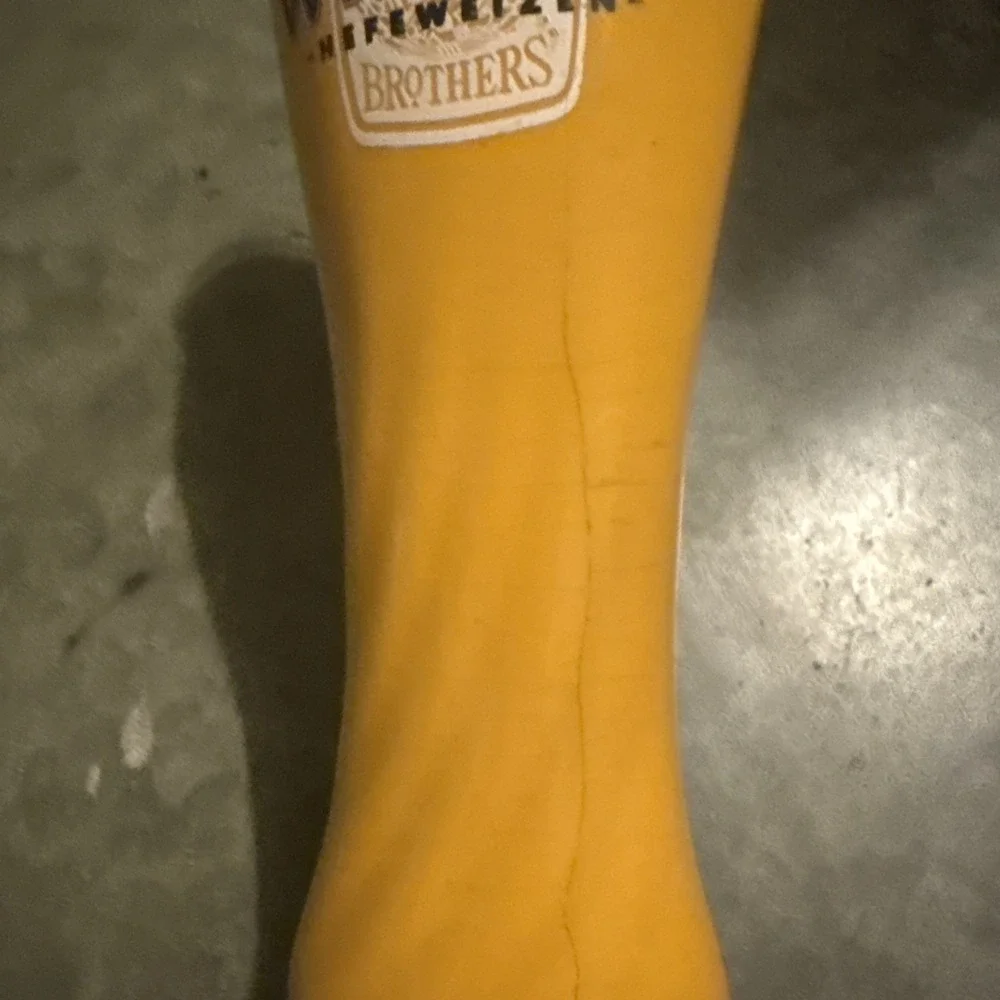 Widmer Brothers Hefeweizen Beer Tap Handle (Cracked)